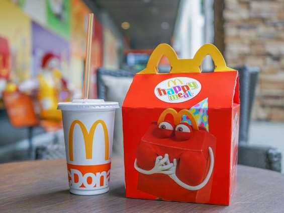 McDonald's zmienia składniki Happy Meala