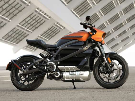 Harley-Davidson promuje swój pierwszy elektryczny motocykl LiveWire [wideo]