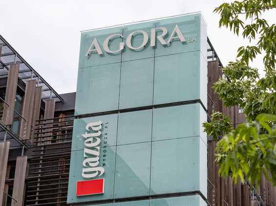Agora: Polski rynek reklamy wzrośnie o 4,5-6,5% w 2022 r.