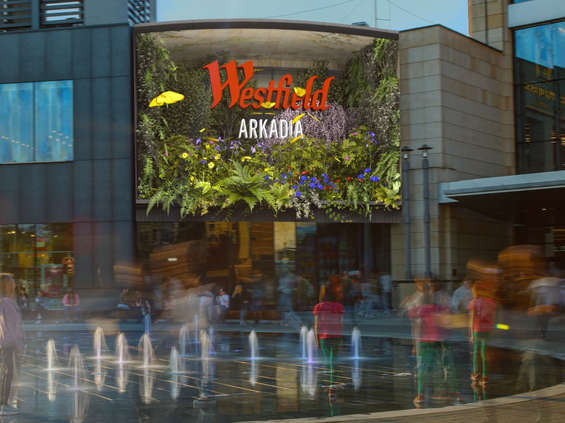 Kampania z efektem 3D na ekranie Clear Channel w Westfield Arkadia